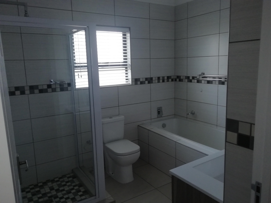 4 Bedroom Property for Sale in Seemeeu Park Western Cape